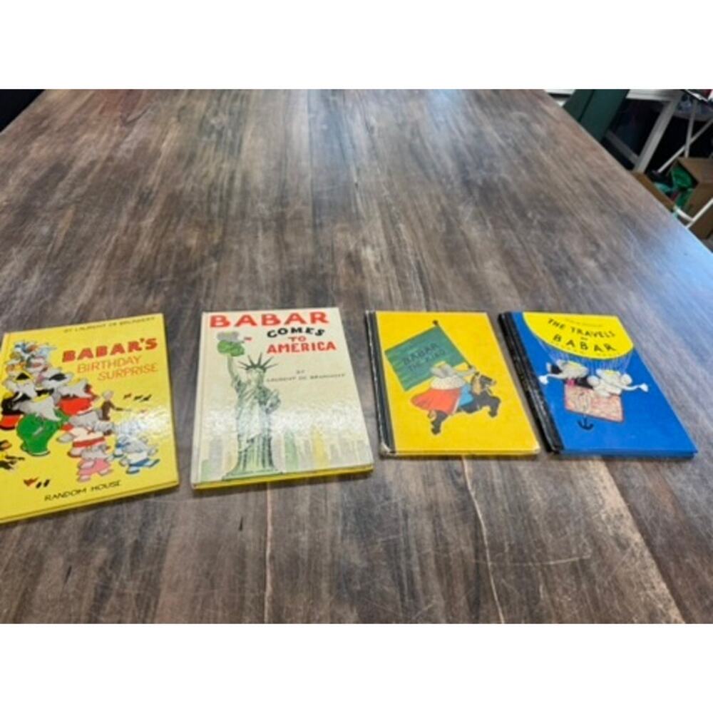 "BABAR" SET OF 4 VTG Children's Books Elephant Adventure Baby Shower Made in USA